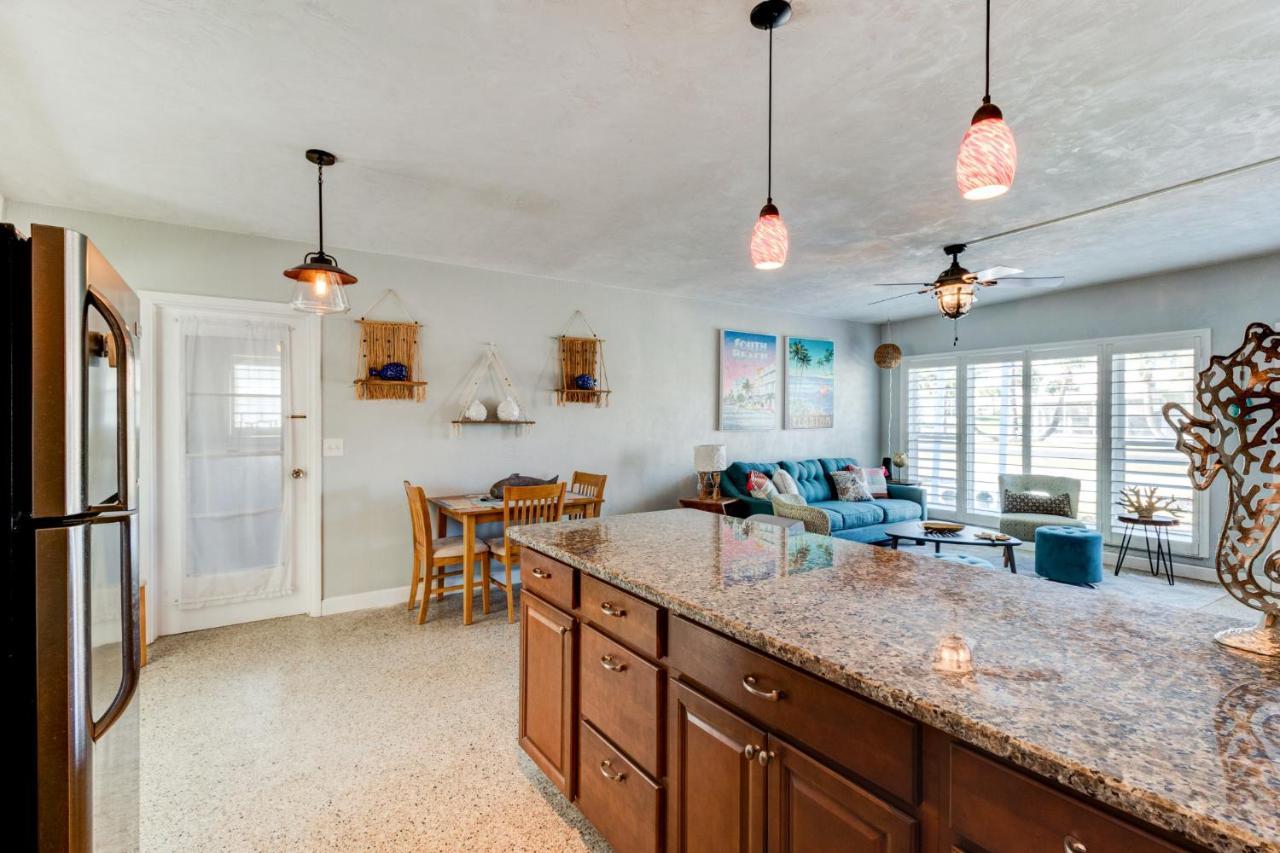 3 Bed 2 Ba Wifi Kitchen Walk To Beach Firepit Дейтона-Бич Экстерьер фото